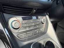 Ford Kuga TDCi EcoBlue ST-Line Edition - U1115