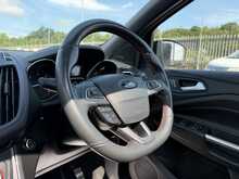 Ford Kuga TDCi EcoBlue ST-Line Edition - U1115
