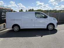 Vauxhall Vivaro Turbo D 2900 Pro - U1120