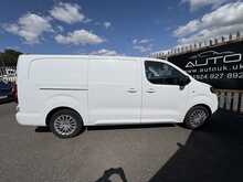 Vauxhall Vivaro Turbo D 2900 Pro - U1120