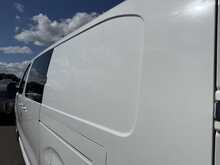 Vauxhall Vivaro Turbo D 3100 Sportive - U1121