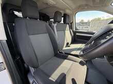 Vauxhall Vivaro Turbo D 3100 Sportive - U1121