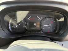 Vauxhall Vivaro Turbo D 3100 Sportive - U1121