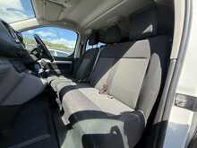 Vauxhall Vivaro Turbo D 3100 Sportive - U1121