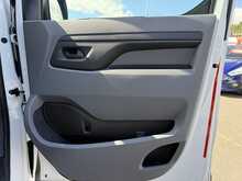 Peugeot Expert BlueHDi 1000 Professional - U1122