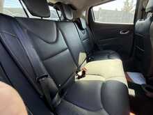 Renault Clio dCi Signature Nav - U1125
