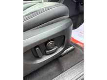 Land Rover Discovery Sport TD4 HSE Black - U1130