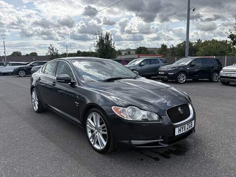 5.0 V8 Premium Luxury Saloon 4dr Petrol Auto Euro 5 (385 ps)
