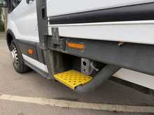 Ford Transit 2.0 350 EcoBlue Leader Chassis Cab 2dr Diesel Manual RWD L4 Euro 6 (s/s) (130 ps) Chassis Cab Manual - U422