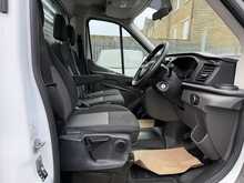 Ford Transit 2.0 350 EcoBlue Leader Chassis Cab 2dr Diesel Manual RWD L4 Euro 6 (s/s) (130 ps) Chassis Cab Manual - U422