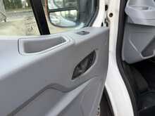 Ford Transit 2.0 350 EcoBlue Chassis Cab 2dr Diesel Manual RWD L4 H1 Euro 6 (130 ps) Chassis Cab Manual Diesel - U423