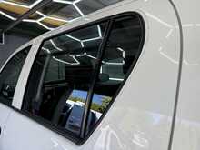 Toyota Hilux 2.4 D-4D Active Pickup Double Cab 4dr Diesel Manual 4WD Euro 6 (s/s) (150 ps) - U576