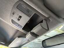 Toyota Hilux 2.4 D-4D Active Pickup Double Cab 4dr Diesel Manual 4WD Euro 6 (s/s) (150 ps) - U576