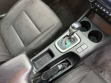 Toyota Hilux 2.4 D-4D Invincible Pickup Double Cab 4dr Diesel Auto 4WD Euro 6 (s/s) (TSS) (150 ps) - U577