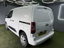 Vauxhall Combo 1.6 Turbo D 2300 Sportive Panel Van 4dr Diesel Manual L1 H1 Euro 6 (s/s) (100 ps) - U610