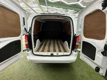 Vauxhall Combo 1.6 Turbo D 2300 Sportive Panel Van 4dr Diesel Manual L1 H1 Euro 6 (s/s) (100 ps) - U610
