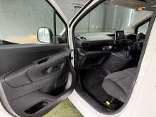 Vauxhall Combo 1.6 Turbo D 2300 Sportive Panel Van 4dr Diesel Manual L1 H1 Euro 6 (s/s) (100 ps) - U610
