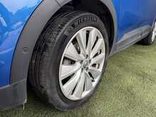 Vauxhall Grandland X 1.5 Turbo D BlueInjection Elite Nav SUV 5dr Diesel Manual Euro 6 (s/s) (130 ps) - U612