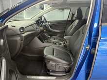 Vauxhall Grandland X 1.5 Turbo D BlueInjection Elite Nav SUV 5dr Diesel Manual Euro 6 (s/s) (130 ps) - U612