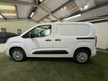 Vauxhall Combo 1.6 Turbo D 2300 Sportive Panel Van 4dr Diesel Manual L1 H1 Euro 6 (s/s) (100 ps) - U642
