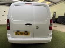 Vauxhall Combo 1.6 Turbo D 2300 Sportive Panel Van 4dr Diesel Manual L1 H1 Euro 6 (s/s) (100 ps) - U642