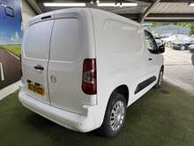 Vauxhall Combo 1.6 Turbo D 2300 Sportive Panel Van 4dr Diesel Manual L1 H1 Euro 6 (s/s) (100 ps) - U642