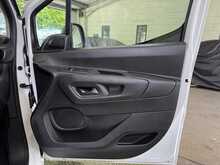 Vauxhall Combo 1.6 Turbo D 2300 Sportive Panel Van 4dr Diesel Manual L1 H1 Euro 6 (s/s) (100 ps) - U642