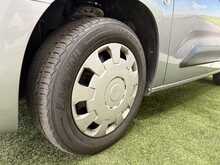 Vauxhall Combo 1.6 Turbo D 2300 Sportive Panel Van 4dr Diesel Manual L1 H1 Euro 6 (s/s) (100 ps) - U643