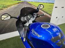 Triumph Sprint ST 1050 0.0 Petrol - U675