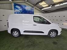 Vauxhall Combo 1.6 Turbo D 2300 Sportive Panel Van 4dr Diesel Manual L1 H1 Euro 6 (s/s) (100 ps) - U684