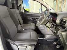 Vauxhall Combo 1.5 Turbo D 2300 Sportive Panel Van 4dr Diesel Manual L1 H1 Euro 6 (100 ps) - U686