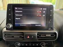 Vauxhall Combo 1.5 Turbo D 2300 Sportive Panel Van 4dr Diesel Manual L1 H1 Euro 6 (100 ps) - U686