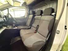 Vauxhall Combo 1.5 Turbo D 2300 Sportive Panel Van 4dr Diesel Manual L1 H1 Euro 6 (100 ps) - U686