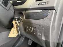 Hyundai Santa Fe 2.2 CRDi Style SUV 5dr Diesel Manual 4WD Euro 5 (5 seat) (194 bhp) - U720