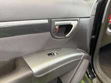 Hyundai Santa Fe 2.2 CRDi Style SUV 5dr Diesel Manual 4WD Euro 5 (5 seat) (194 bhp) - U720