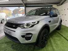 Land Rover Discovery Sport 2.0 TD4 HSE Black SUV 5dr Diesel Auto 4WD Euro 6 (s/s) (180 ps) - U726