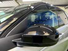 Land Rover Discovery Sport 2.0 TD4 HSE Black SUV 5dr Diesel Auto 4WD Euro 6 (s/s) (180 ps) - U726