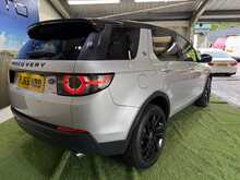 Land Rover Discovery Sport 2.0 TD4 HSE Black SUV 5dr Diesel Auto 4WD Euro 6 (s/s) (180 ps) - U726