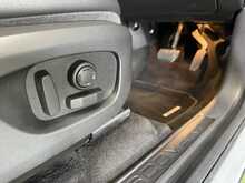 Land Rover Discovery Sport 2.0 TD4 HSE Black SUV 5dr Diesel Auto 4WD Euro 6 (s/s) (180 ps) - U726