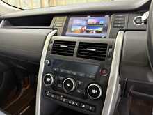 Land Rover Discovery Sport 2.0 TD4 HSE Black SUV 5dr Diesel Auto 4WD Euro 6 (s/s) (180 ps) - U726