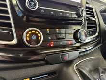 Ford Transit Custom 2.0 300 EcoBlue Limited Panel Van 5dr Diesel Manual L2 H1 Euro 6 (s/s) (130 ps) - U727