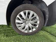 Peugeot Partner 1.5 BlueHDi 1000 Professional Standard Panel Van 5dr Diesel Manual SWB Euro 6 (100 bhp) - U730