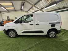 Peugeot Partner 1.5 BlueHDi 1000 Professional Standard Panel Van 5dr Diesel Manual SWB Euro 6 (100 bhp) - U730