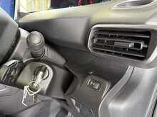 Peugeot Partner 1.5 BlueHDi 1000 Professional Standard Panel Van 5dr Diesel Manual SWB Euro 6 (100 bhp) - U730