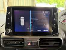 Peugeot Partner 1.5 BlueHDi 1000 Professional Standard Panel Van 5dr Diesel Manual SWB Euro 6 (100 bhp) - U730