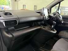 Peugeot Partner 1.5 BlueHDi 1000 Professional Standard Panel Van 5dr Diesel Manual SWB Euro 6 (100 bhp) - U730