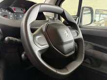 Peugeot Partner 1.5 BlueHDi 1000 Professional Standard Panel Van 5dr Diesel Manual SWB Euro 6 (100 bhp) - U730