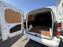 Vauxhall Combo 1.6 Turbo D 2300 Sportive Panel Van 4dr Diesel Manual L1 H1 Euro 6 (s/s) (100 ps) - U731