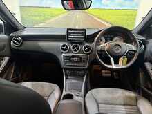 Mercedes-Benz A Class 2.0 A250 BlueEfficiency AMG Sport Hatchback 5dr Petrol 7G-DCT Euro 6 (s/s) (211 ps) - U766