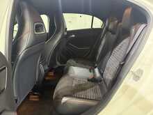 Mercedes-Benz A Class 2.0 A250 BlueEfficiency AMG Sport Hatchback 5dr Petrol 7G-DCT Euro 6 (s/s) (211 ps) - U766